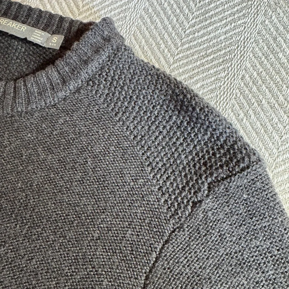 Icebreaker Waypoint Crewe‎ Merino Wool Sweater Mens Small Charcoal Gray